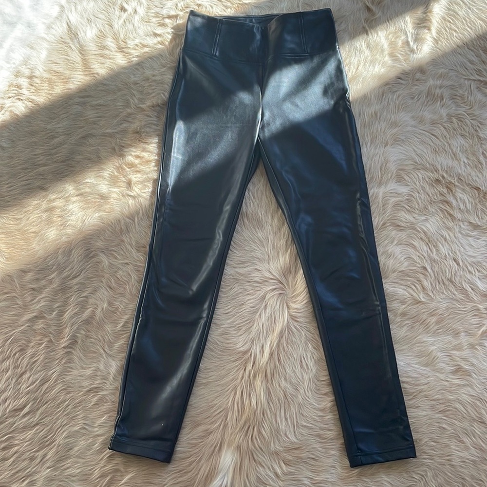 Laundry by Shelli Segal faux leather pants